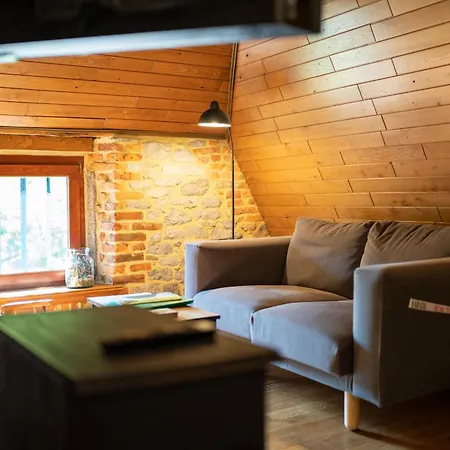 La Ferme Du Ravet - Aux Lacs De L'eau D'heure * Froid-Chapelle