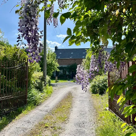 بيت للعطل La Ferme Du Ravet - Aux Lacs De L'eau D'heure